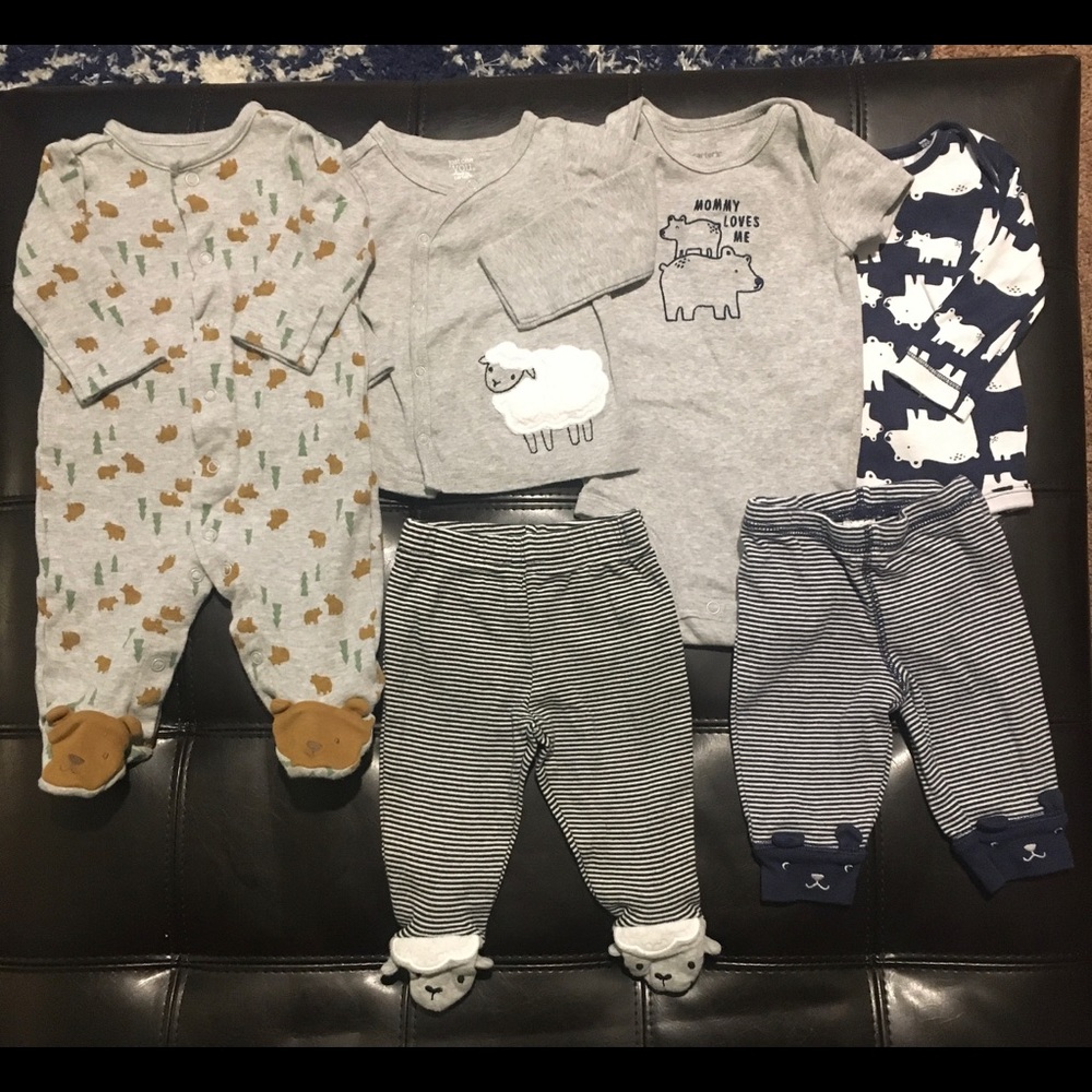 SOLD ✨ Bundle Sale✨Carter’s Baby Bear Bundle